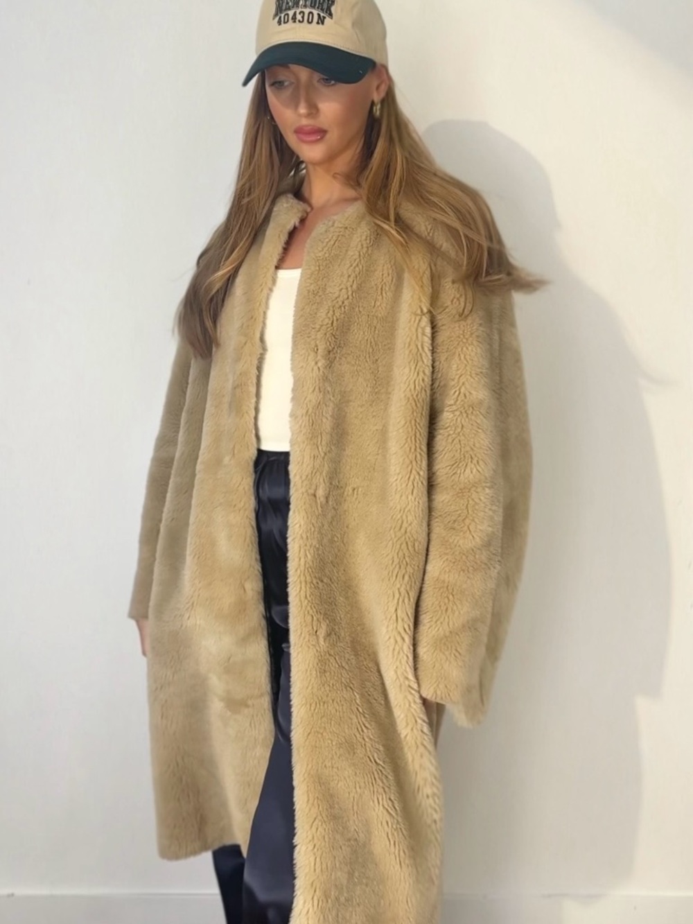 H&M Long Faux Fur Coat - Camel/Tan